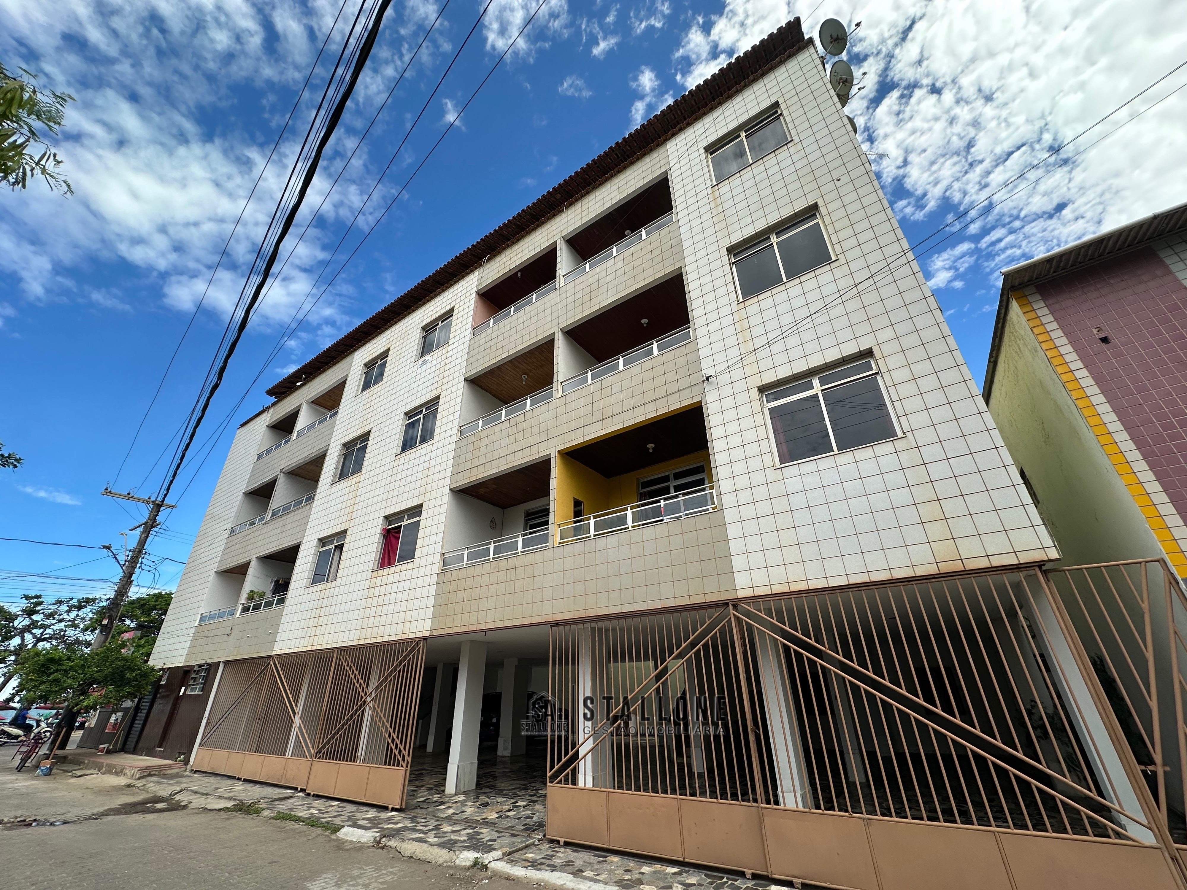Apartamento pézinho na areia, com vista para a praia de Piúma/ES