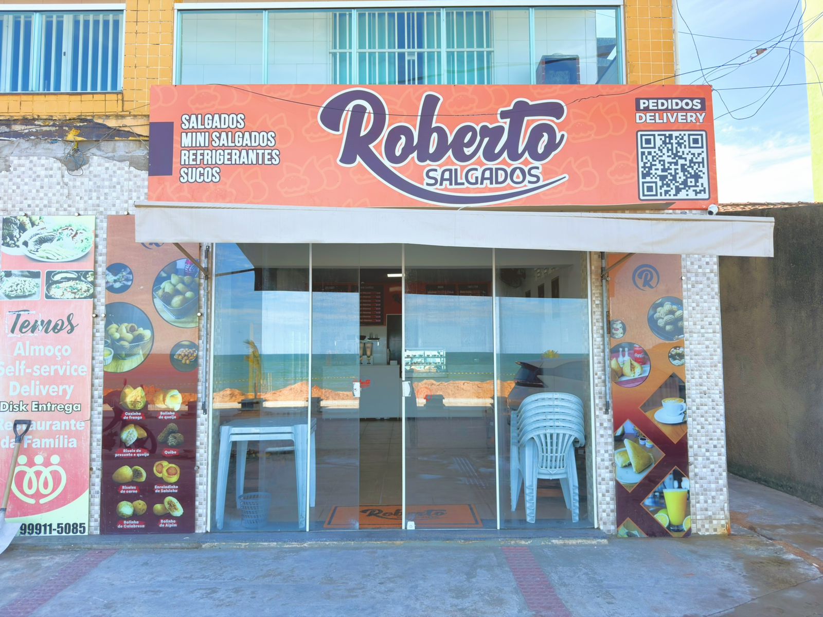 📍 Ponto comercial de frente para a praia, com alto fluxo de pessoas e visibilidade todos os dias — localização que vende por você.